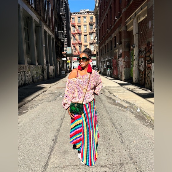 @msnelle55 IS LIVE‼️ LIVE SHOW NOTIFICATION - Picture 3 of 13